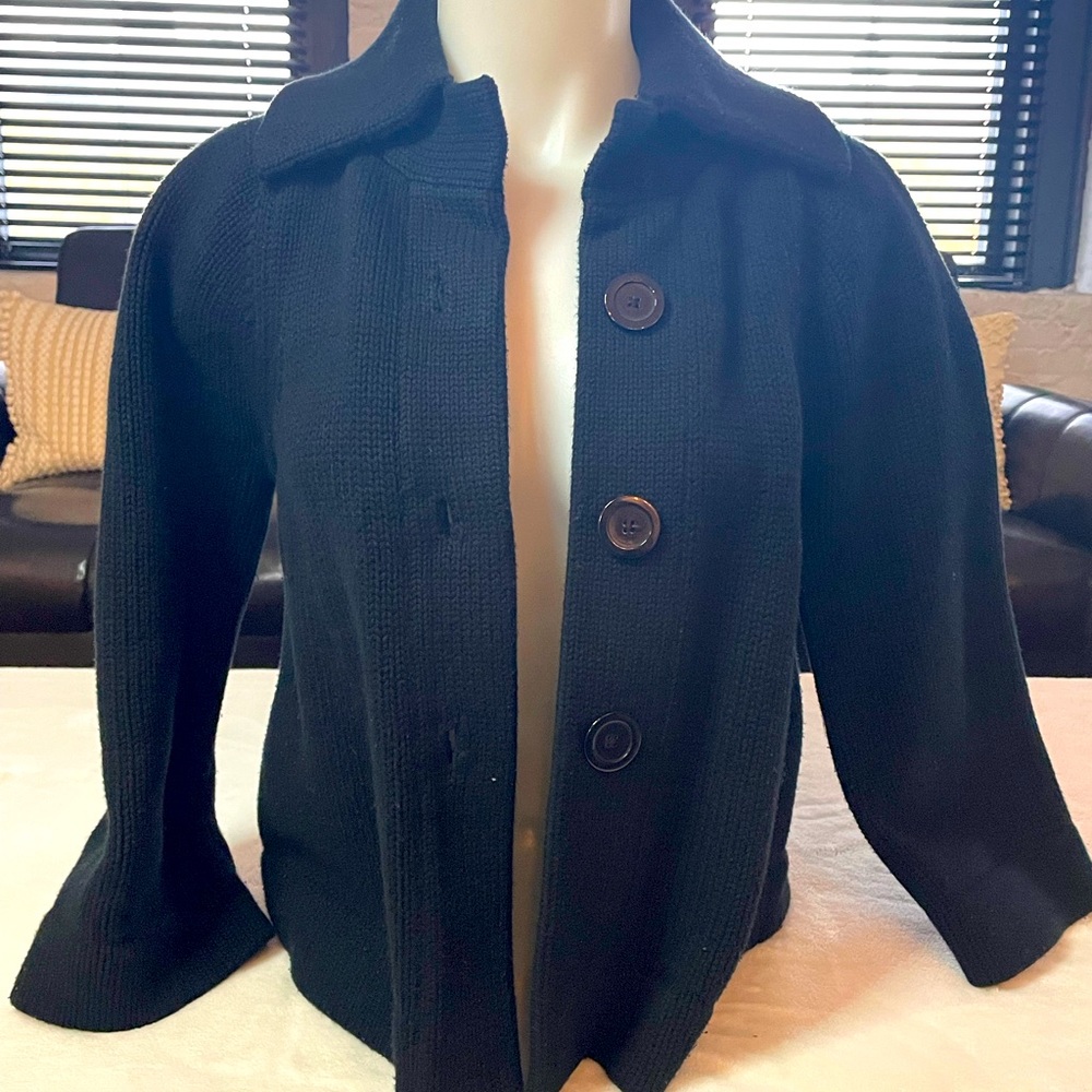 Banana Republic Black Knit Sweater Cardigan. 100% Cotton. Capri sleeves.
